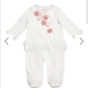 NWOT Miniclasix ruffle footie with rose detail